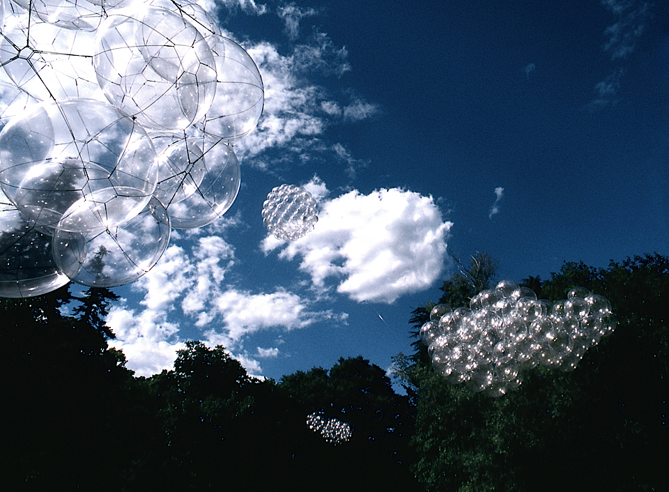 Photo by Tomás Saraceno & David von Becker